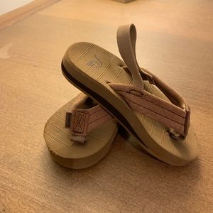 Quicksilver Flip Flop Sandals Size 4